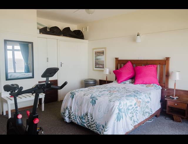 2 BEDROOM APARTMENT FOR SALE IN SCOTTBURGH CENTRAL
